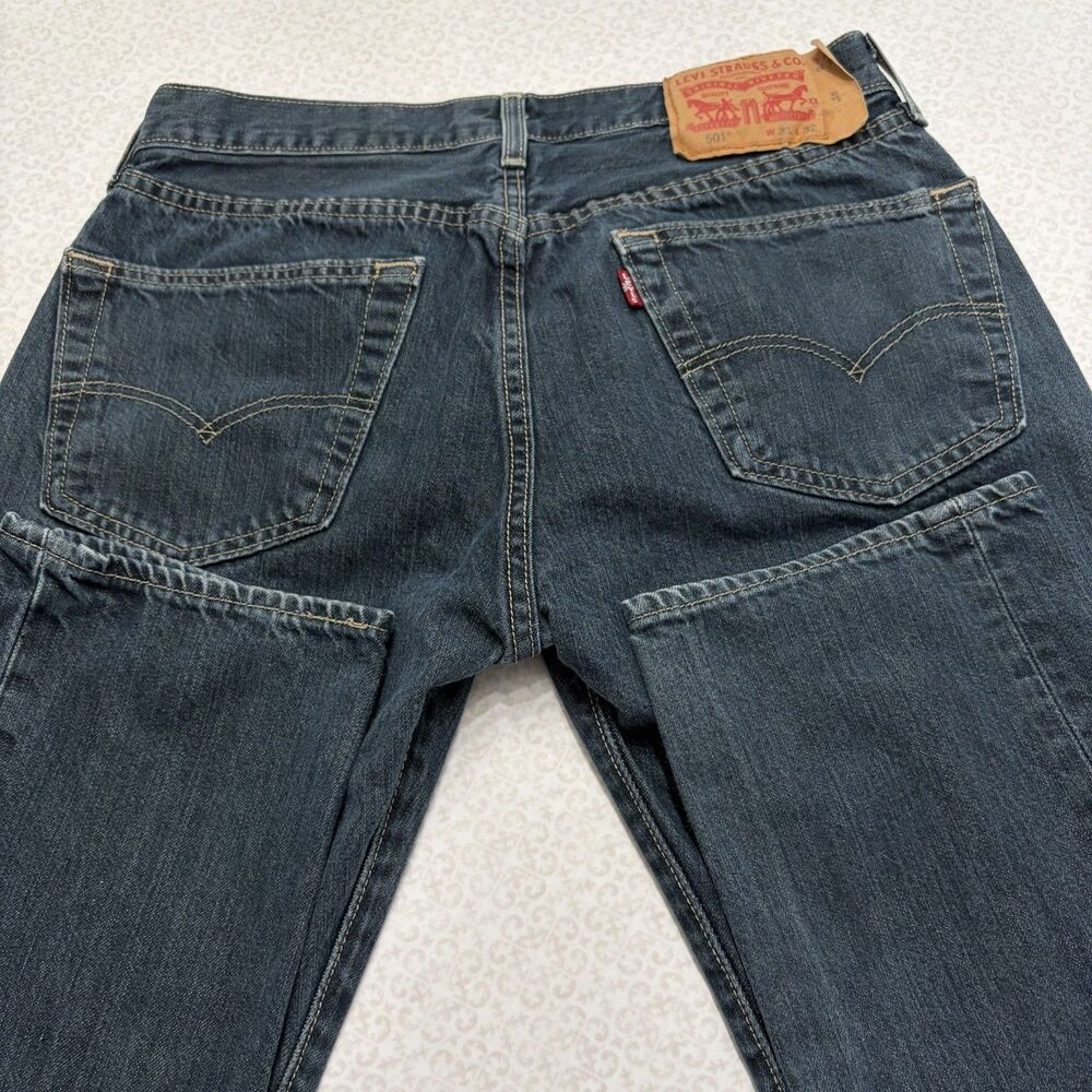Levi’s 501 Original Fit Jeans Mens 31x30 Dark Wash Button Fly Straight Denim